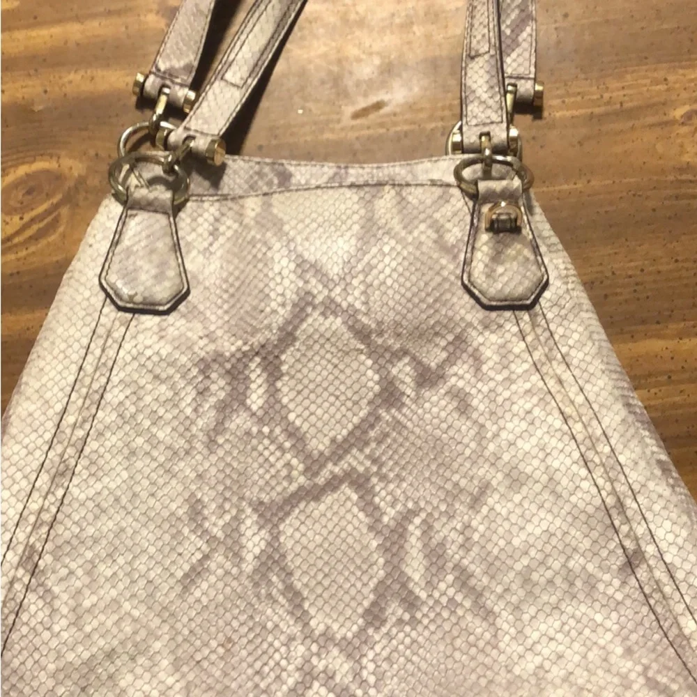 MICHAEL Michael Kors Gray Snake Print Shoulder Bag - Picture 1 of 4